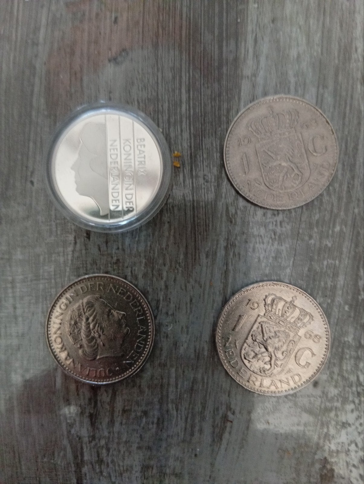 Diverse Nederlandse munten: Beatrix, Juliana, 1 gulden, Ophalen of Verzenden