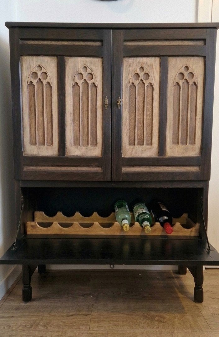 antieke drankkast, Ophalen