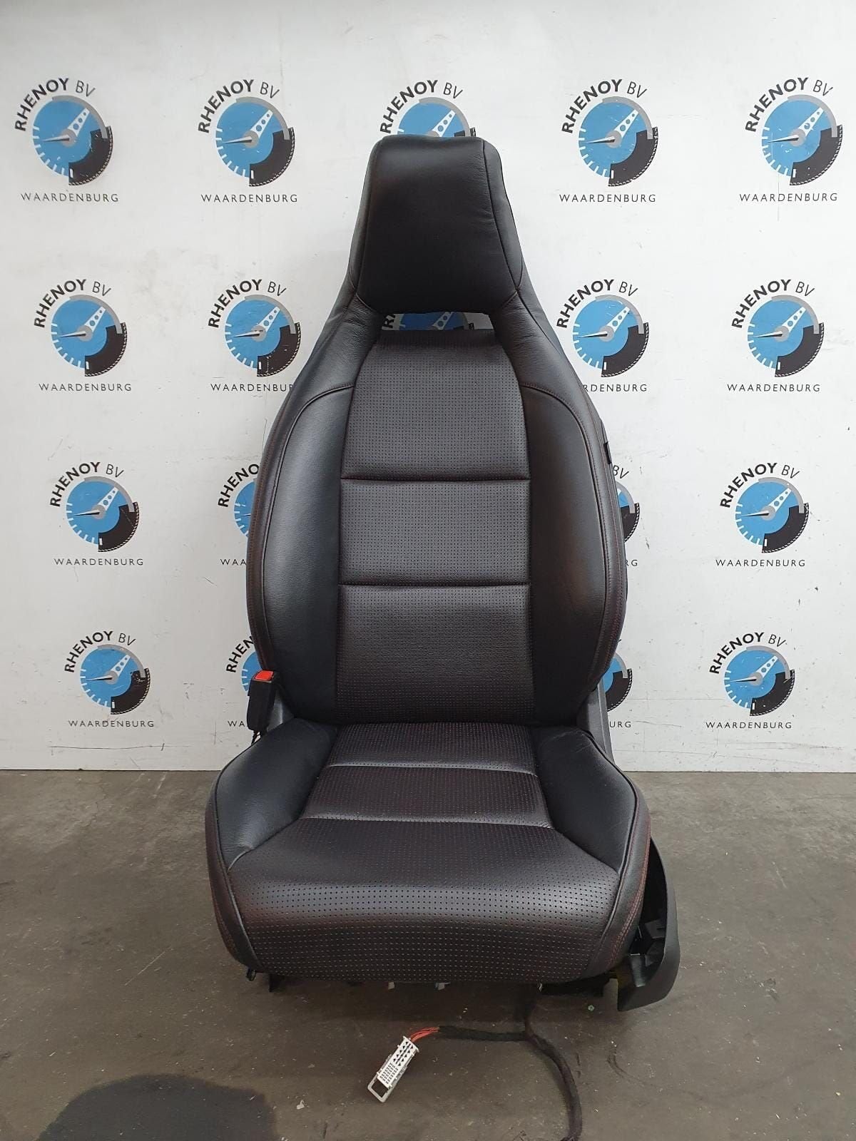 Stoel links Mercedes A AMG leder, Auto-onderdelen, Interieur en Bekleding, Gebruikt, -, Ophalen of Verzenden, Stiba lid