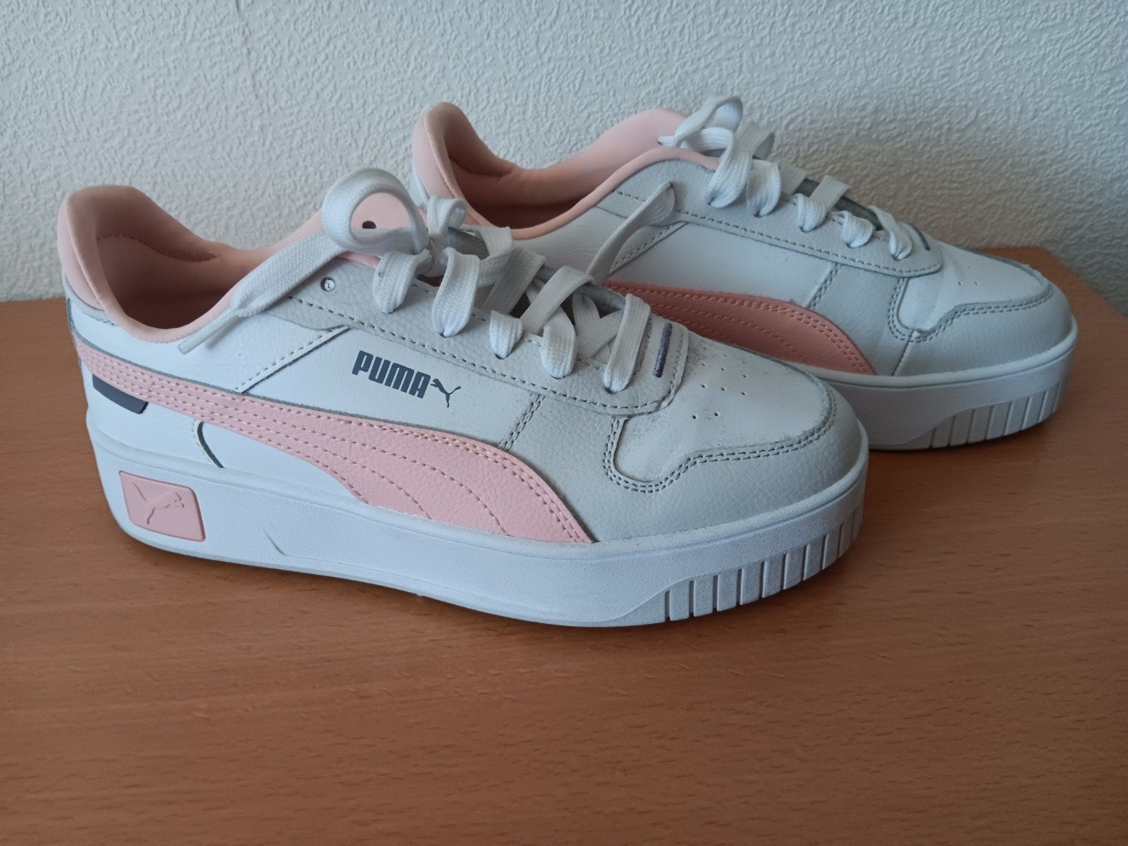 Puma Sneaker Dames Wit/Roze mt 38, Ophalen, Overige kleuren, Puma, Sneakers of Gympen