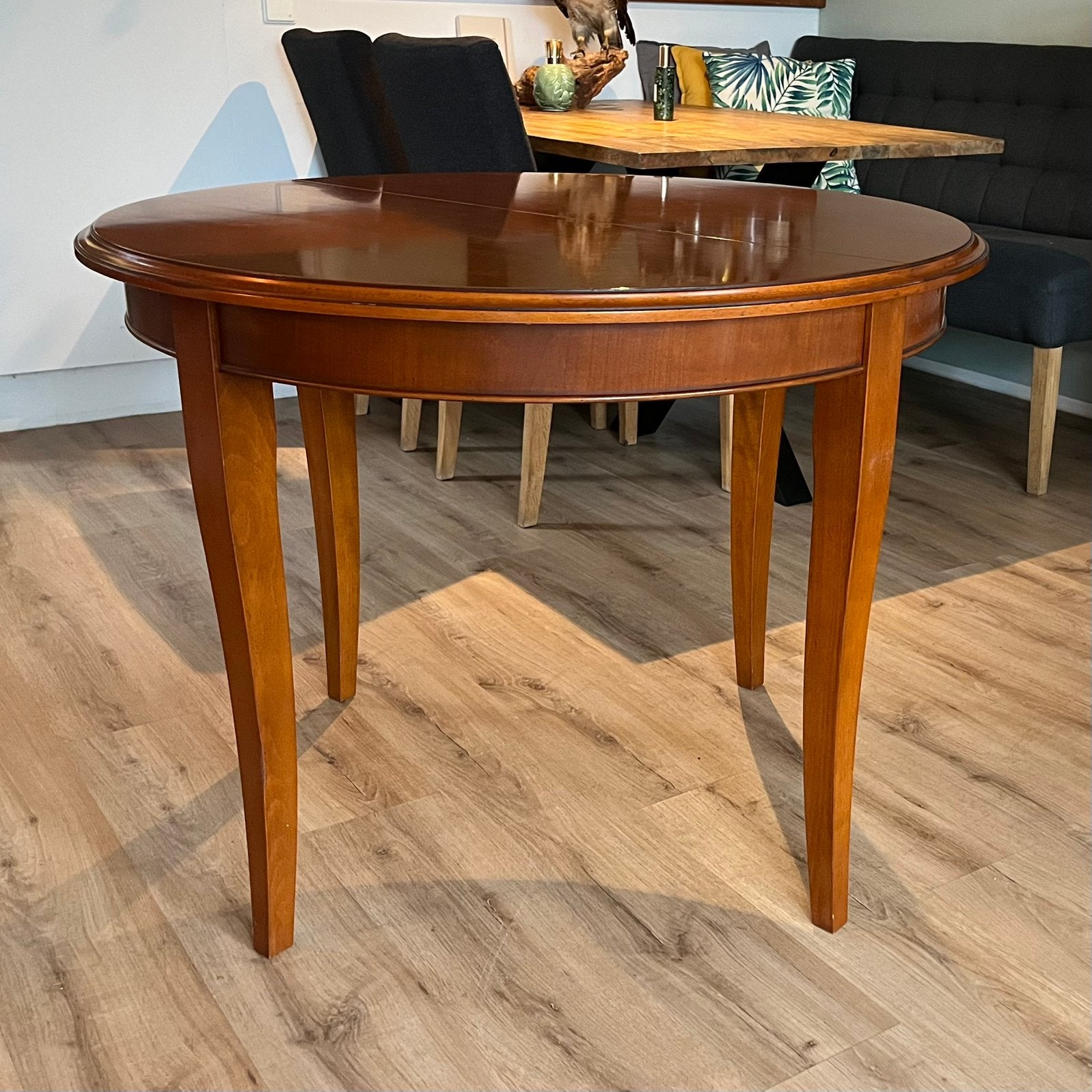 Elegante klassiek ronde eettafel 100 cm doorsnee- Kersenhout, Ophalen