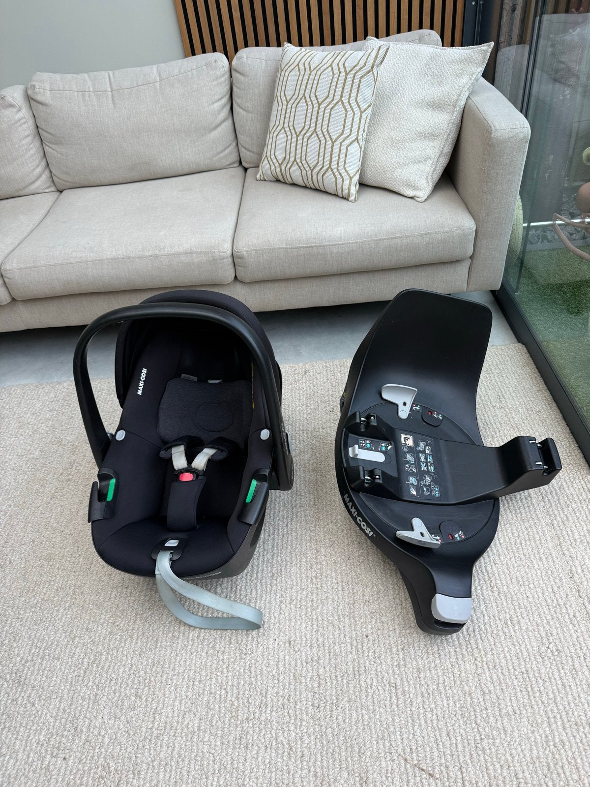 Maxi-Cosi Pebble 360 Pro i-Size met FamilyFix 360, Kinderen en Baby's, Autostoeltjes, Ophalen, Autogordel of Isofix, Gebruikt