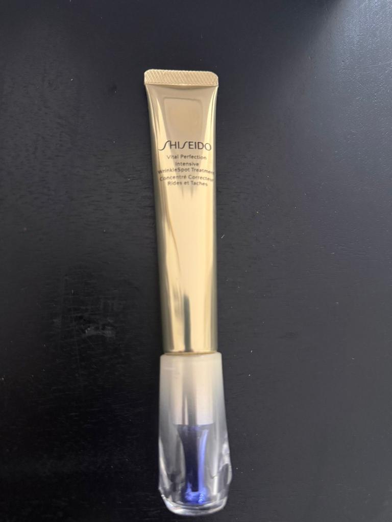 Shiseido Vital Perfection Intensive WrinkleSpot Treatment, Sieraden, Tassen en Uiterlijk, Uiterlijk | Gezichtsverzorging, Ophalen of Verzenden