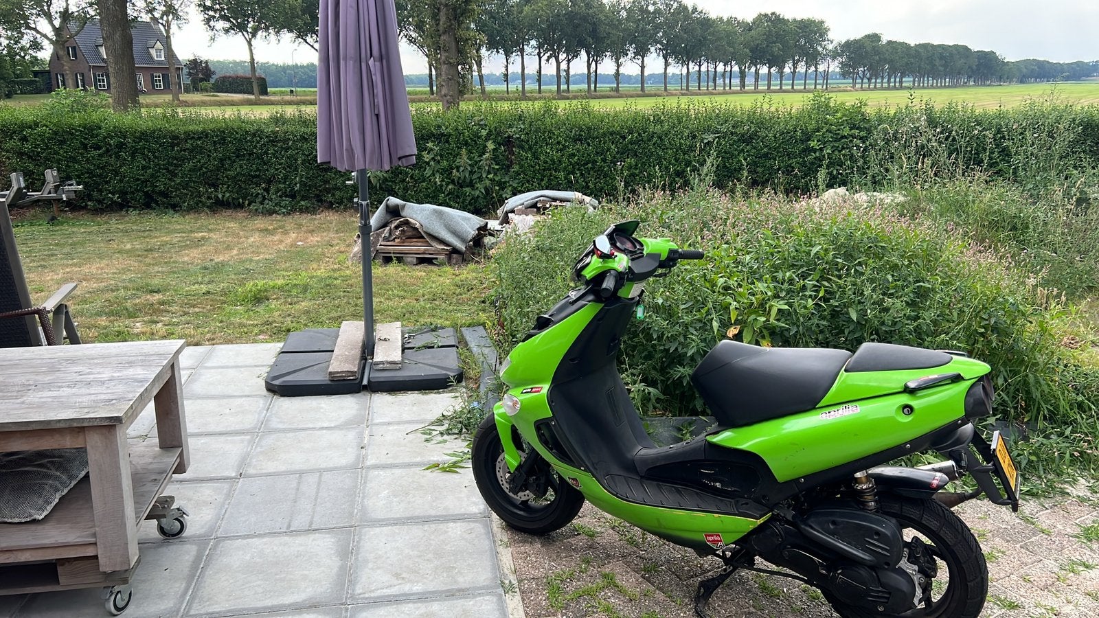 Aprillia sr 50, Fietsen en Brommers, Scooters | Aprilia, Zo goed als nieuw, SR 50, Benzine, Ophalen