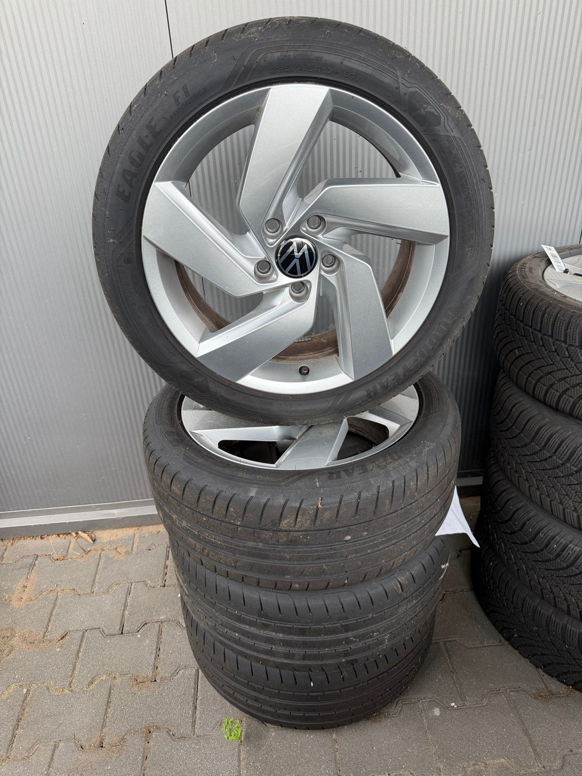 VW Golf 17 inch zomerset velgen en zomerbanden, Gebruikt, Banden en Velgen, 17 inch, Ophalen of Verzenden