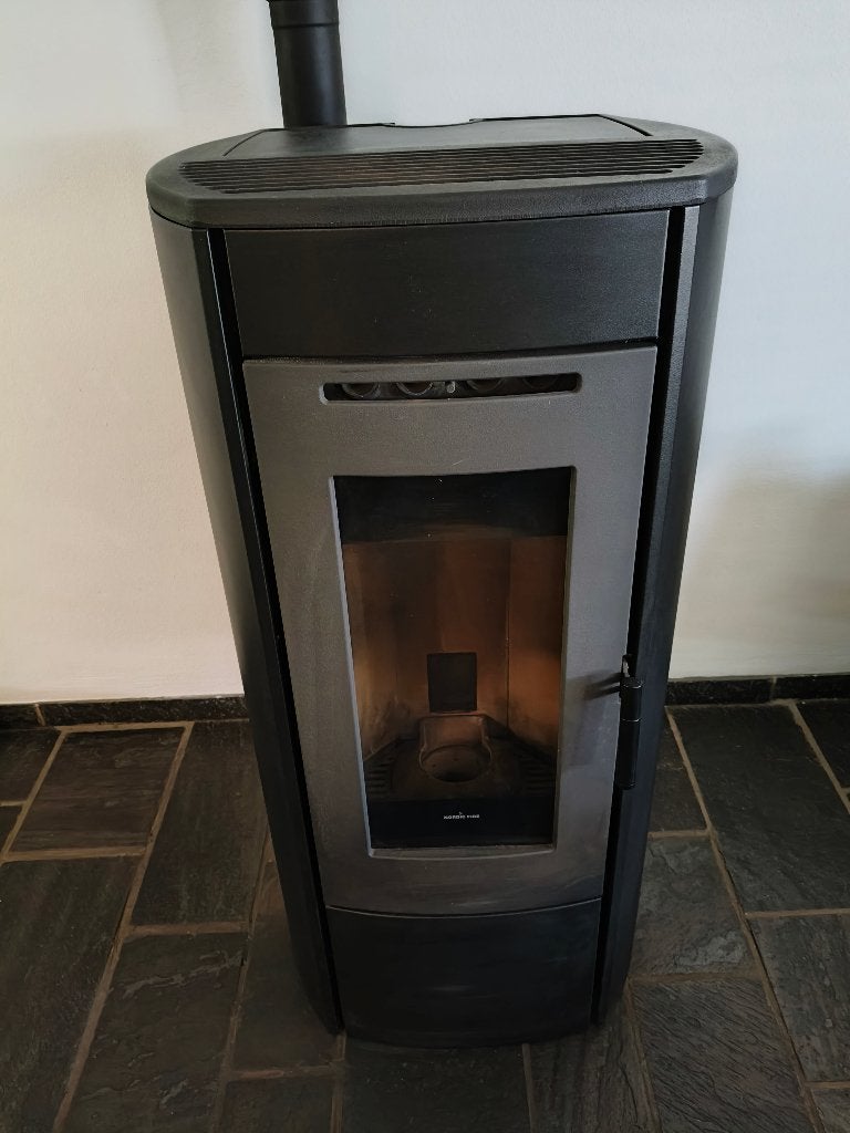 Nordic Fire Ilvar 9 Vrijstaande Pelletkachel 9KW, Huis en Inrichting, Kachels, Ophalen, Gebruikt, Pelletkachel, Vrijstaand