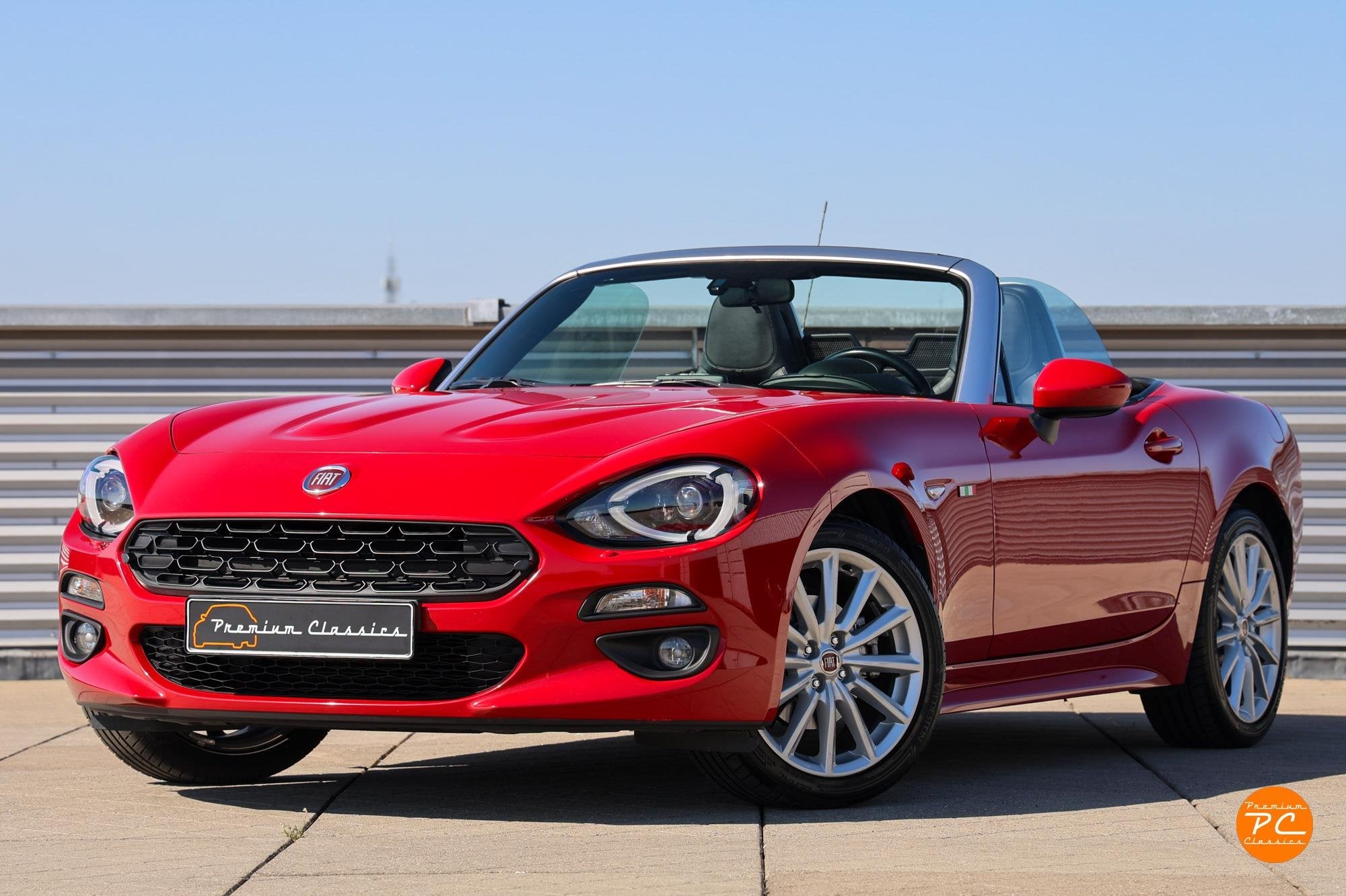 Fiat 124 Spider 1.4 MultiAir Turbo Lusso | Stoelverwarming |, Gebruikt, 4 cilinders, Cabriolet, Bedrijf