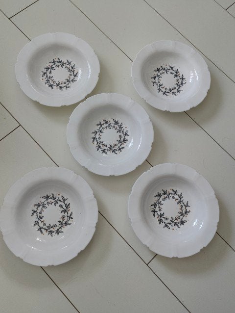 Diepe borden Ikea Sanning, 5x, Huis en Inrichting, Keuken | Servies, IKEA, Ophalen of Verzenden, Zo goed als nieuw, Bord(en)