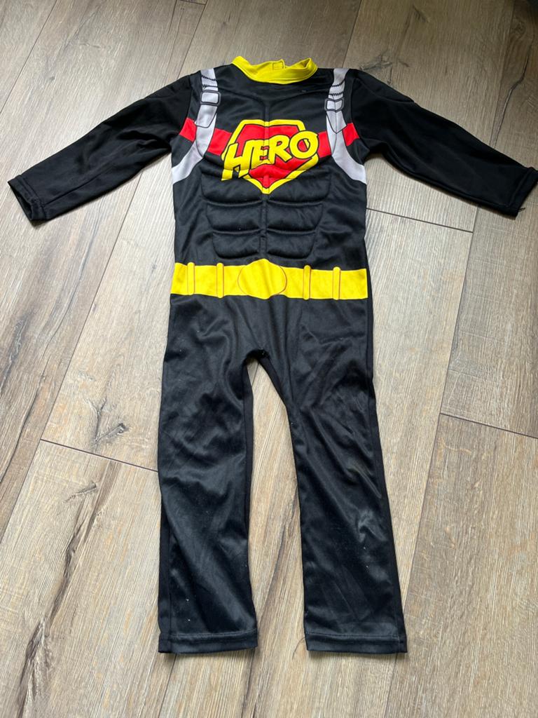 Superheldenpak 'Hero' voor kinderen - Maat 98/104, Kinderen en Baby's, Carnavalskleding en Verkleedspullen, Ophalen of Verzenden
