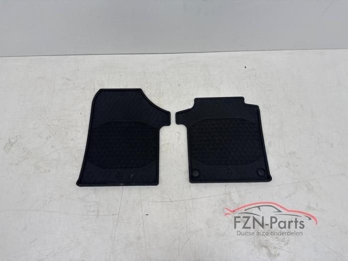 Mercedes-Benz W447 V-Klasse Rubber matten set Voorzijde (A44, Ophalen of Verzenden, Gebruikt