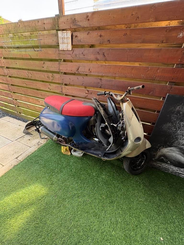 Vespa ET2 met 80cc Malossi blok - Project scooter, Fietsen en Brommers, Scooters | Vespa, Tweetakt, Gebruikt, Overige modellen