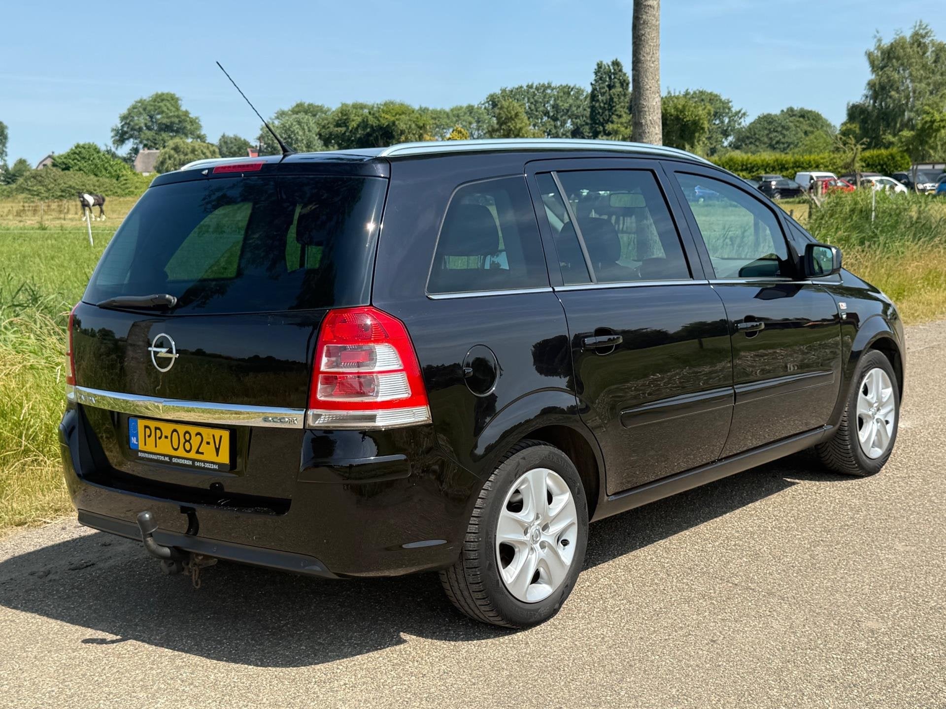 Opel Zafira 1.6 111 years Edition NIEUWE APK 10-2027 Airco 7, Auto's, Opel, Voorwielaandrijving, Euro 5, Gebruikt, 4 cilinders