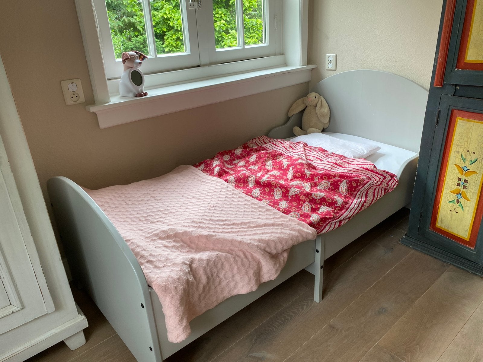 Charmant Ikea meegroei kinderbed gratis op te halen, Ophalen, Gebruikt, 70 tot 85 cm, Lattenbodem