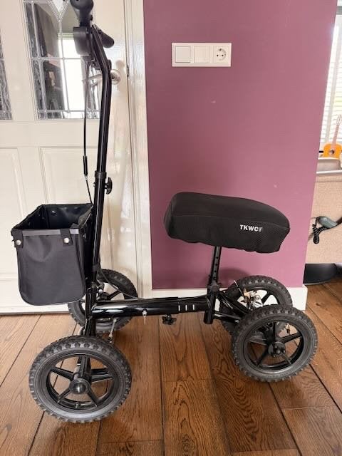 Opvouwbare kniestep  VEVOR | 12 inch all-terrain wielen, Diversen, Ophalen, Opvouwbaar, Zo goed als nieuw