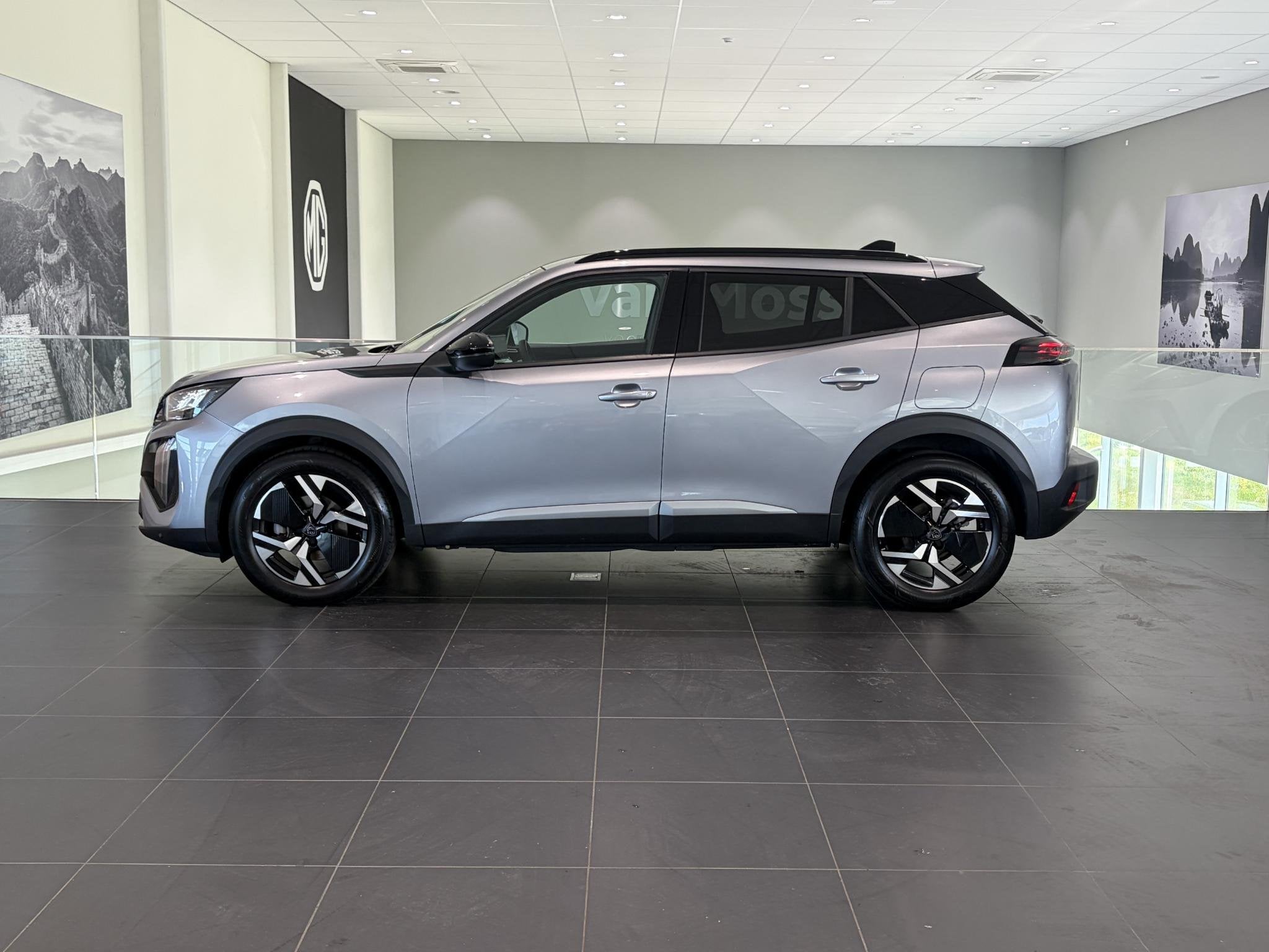 Peugeot 2008 1.2 100 pk Allure Luxe | Hoge Instap! | Climate, 12 maanden, Gebruikt, Euro 6, Leder en Stof