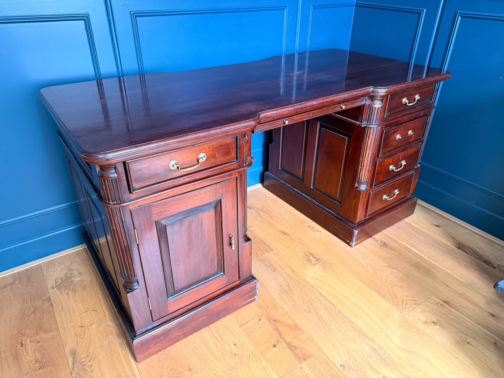 Klassiek Engels mahonie bureau / directiebureau, Ophalen of Verzenden, Gebruikt