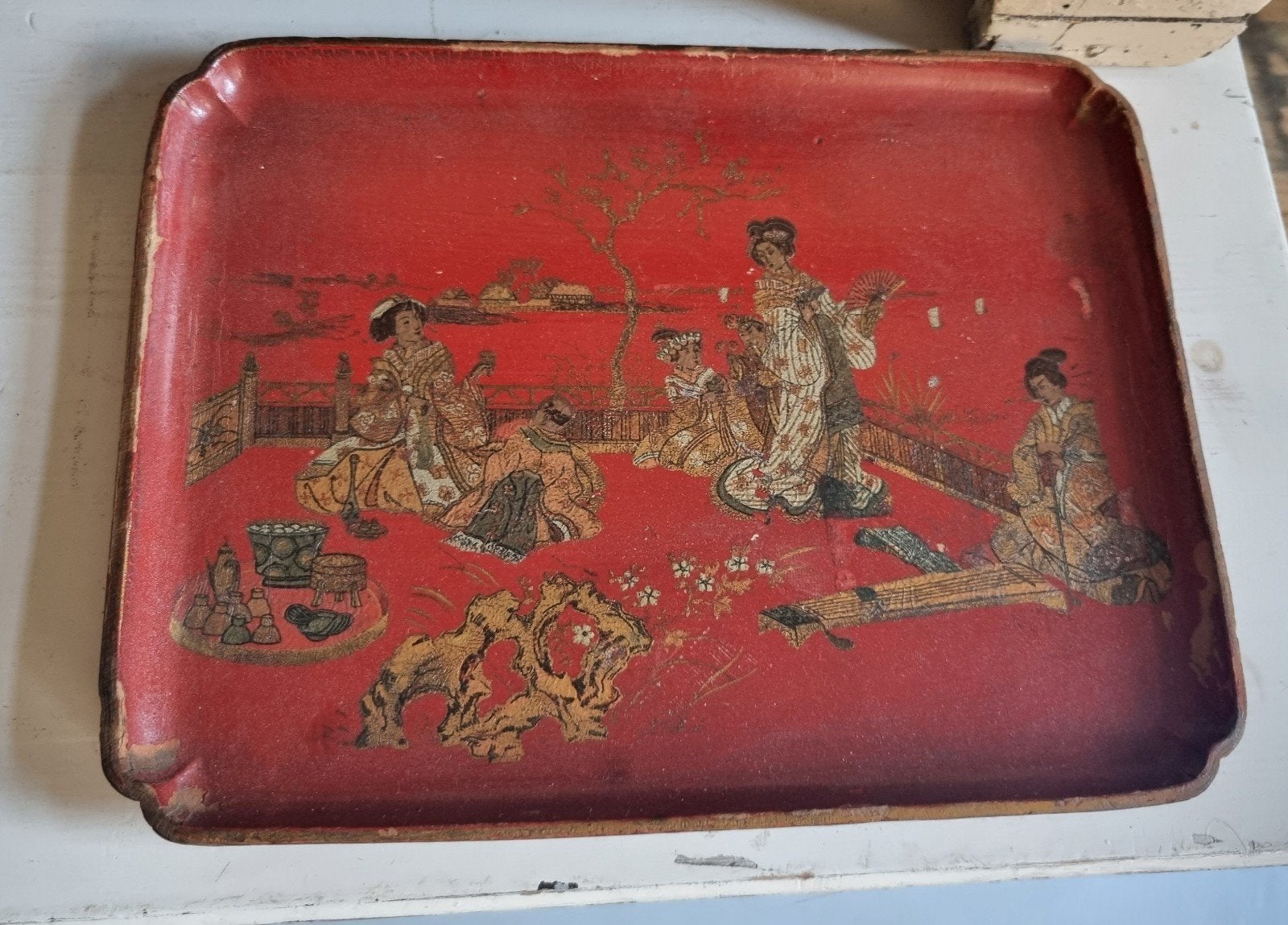 Oud papier maché dienblaadje met Chinese afbeeldingen, Ophalen of Verzenden