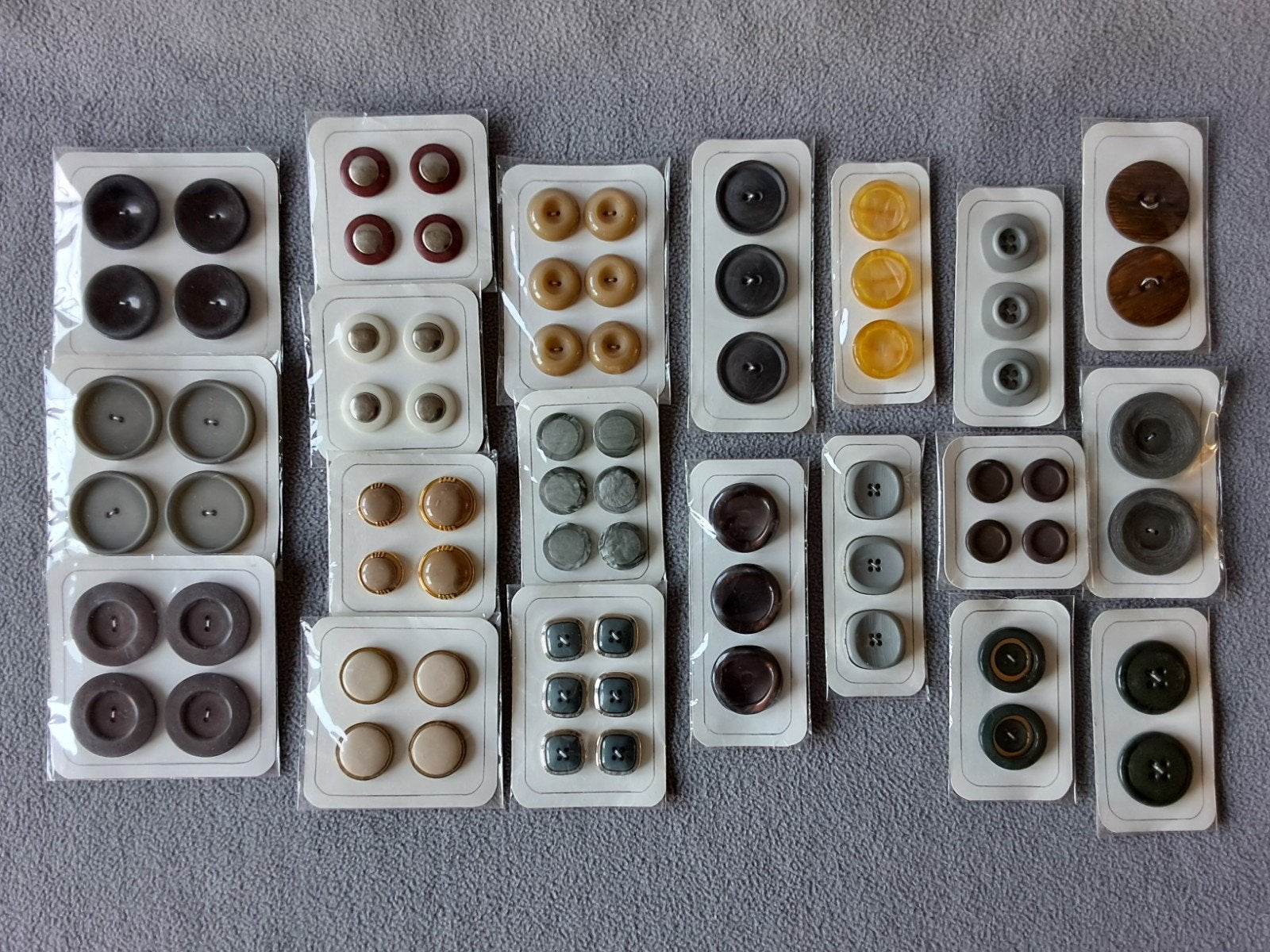 Knopenkaartjes, Hobby en Vrije tijd, Naaien en Fournituren, Ophalen of Verzenden, Nieuw, Knoop of Knopen