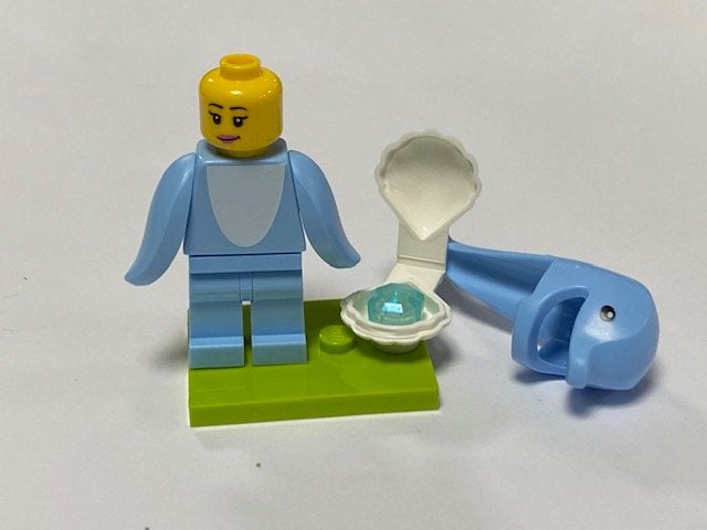 Lego Series 28 col28-9 Dolphin Costume Fan, Lego, Nieuw, Ophalen of Verzenden, Minifiguren serie