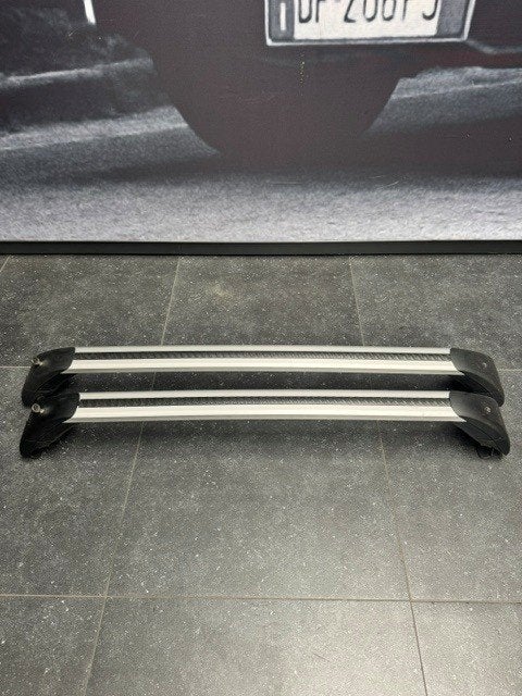 Gebruikte dak dragers Volvo V60 - Origineel met sloten., Zo goed als nieuw, Volvo, Contact.vcnl@volvocars.com, Stationsweg 2, 4153 RD Beesd