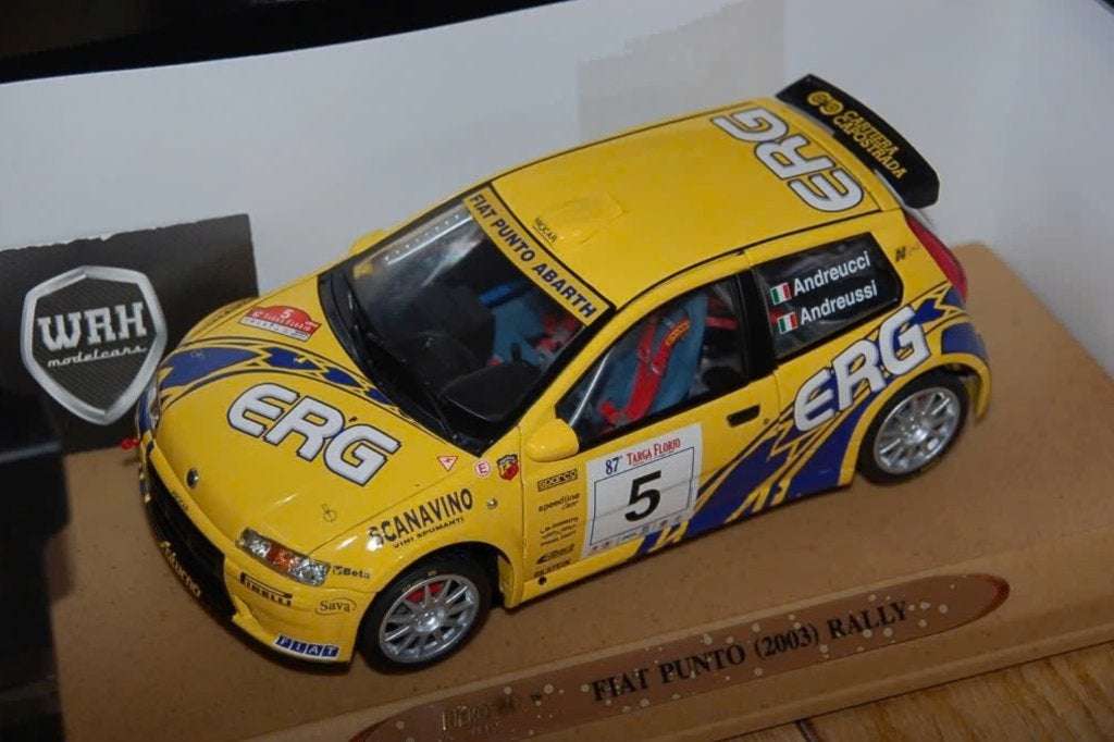 1:18 Fiat Punto Rally #5 Ricko in doos WRH, Verzenden, Zo goed als nieuw, Auto, Overige merken