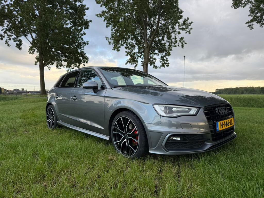 Audi A3 1.4 TFSI COD, Zwart, Leder, Particulier, Hatchback