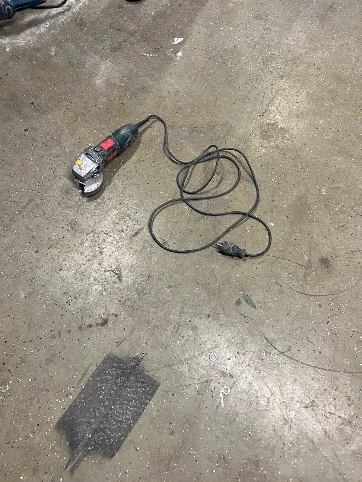 Slijptol metabo, Ophalen, Gebruikt