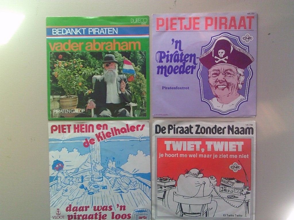 4 piratensingles, 7 inch, Ophalen of Verzenden, Levenslied of Smartlap, Fotohoes