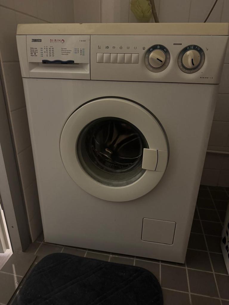 Wasmachine, Ophalen, Gebruikt, 4 kookzones, Gas