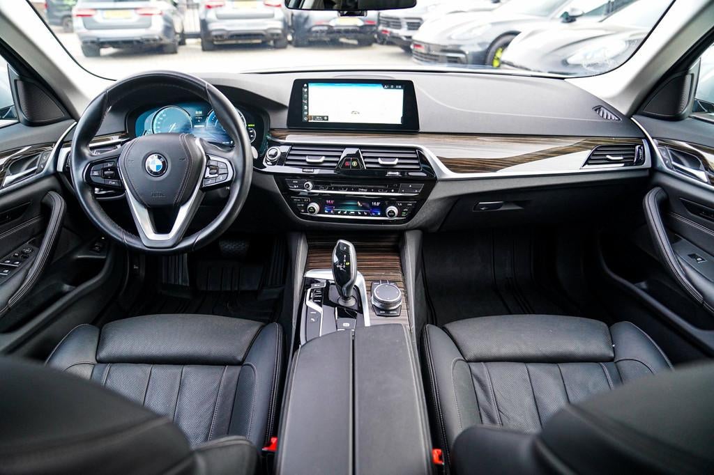 BMW 5-serie 530e iPerformance High Executive | Stoelverkoeli, Auto's, BMW, Automaat, 1998 cc, Achterwielaandrijving, Gebruikt