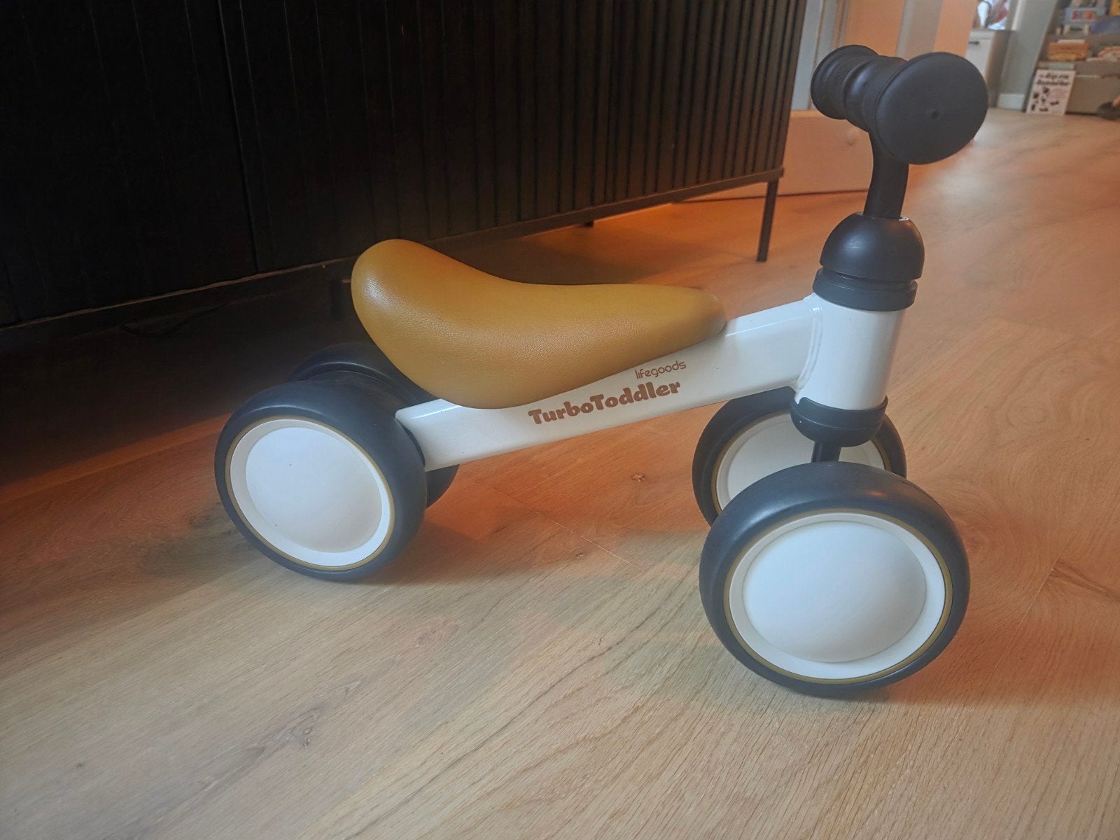 Turbo Toddler kinderfietsje, Ophalen, Zo goed als nieuw