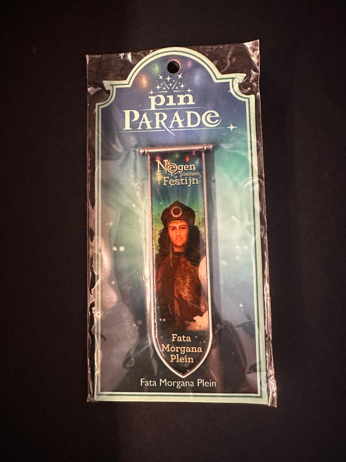 Efteling Pin: Negen Pleinen Festijn- Fata Morgana Plein, Verzamelen, Efteling, Ophalen, Nieuw, Button of Speldje