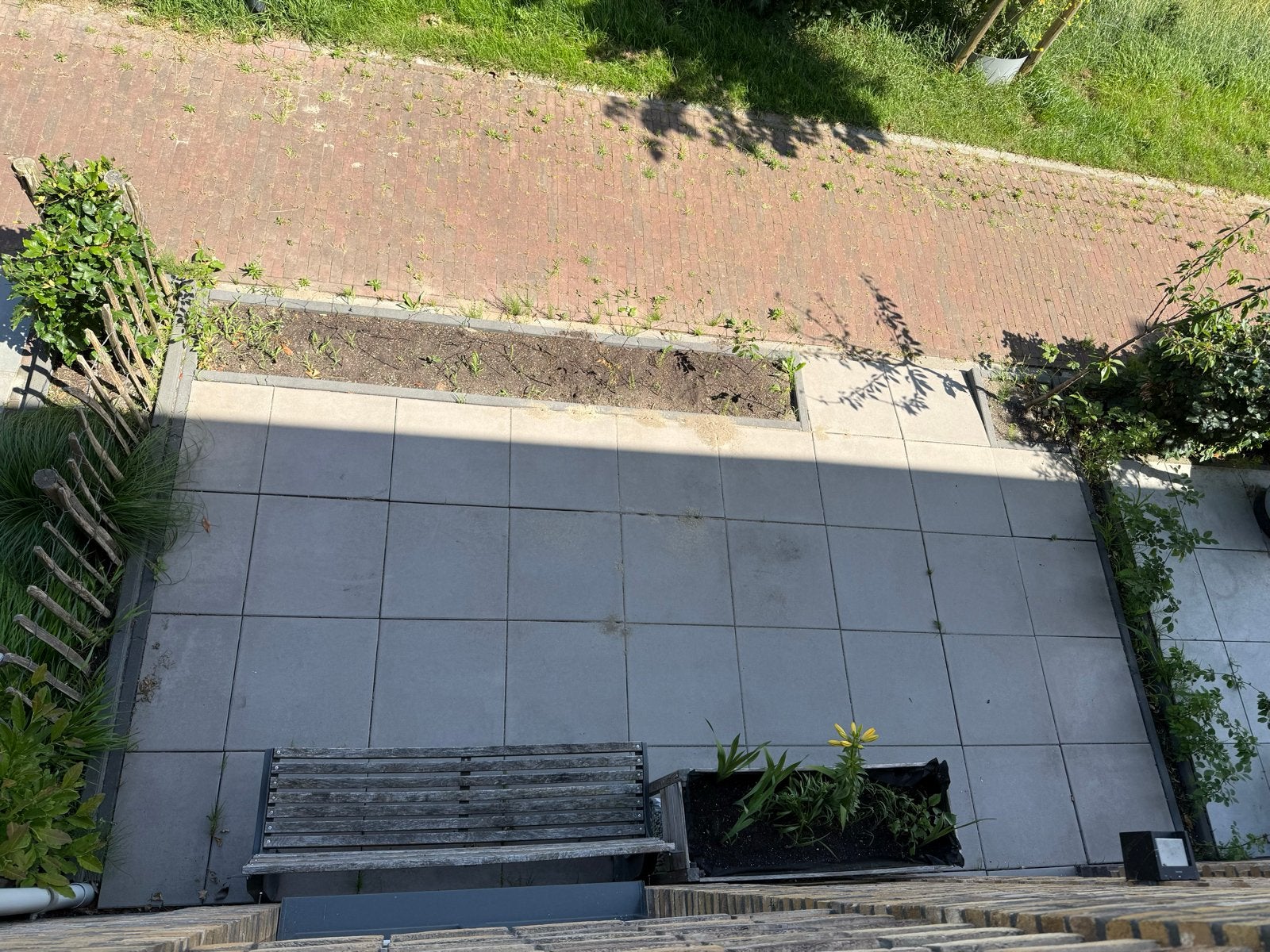 Gratis Beton TuinTegels Grijs 60x60 en Antraciet 30x30, Tuin en Terras, Tuinsets en Loungesets, Ophalen, 4 zitplaatsen, Gebruikt