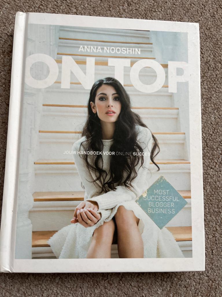 On Top: Jouw handboek voor online succes - Anna Nooshin, Ophalen of Verzenden, Zo goed als nieuw