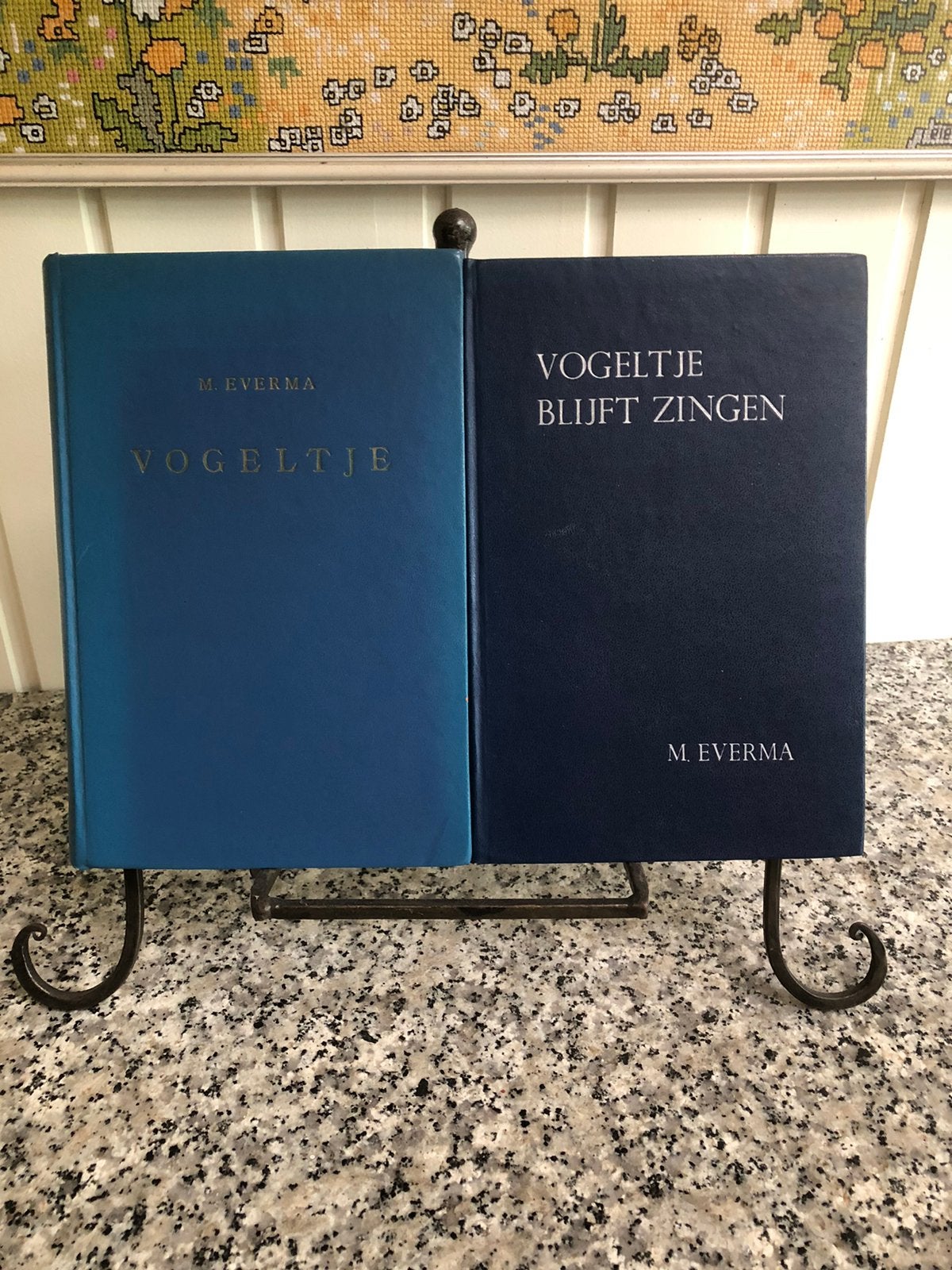 Vogeltje en Vogeltje blijft zingen auteur M. Everma, Ophalen of Verzenden, M. Everma