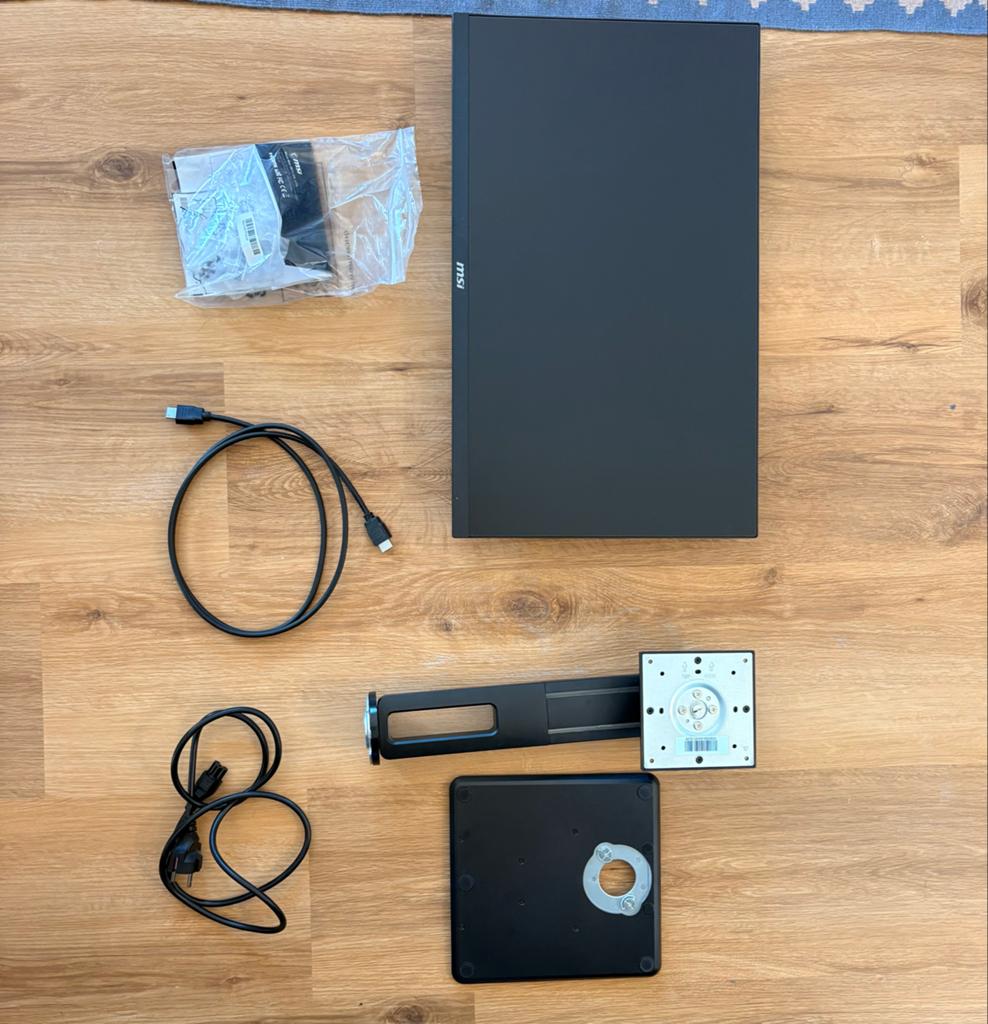 MSI PRO MP242P Monitor met Toetsenbord en Muis, Computers en Software, Monitoren, Zo goed als nieuw, 60 Hz of minder, HDMI, In hoogte verstelbaar