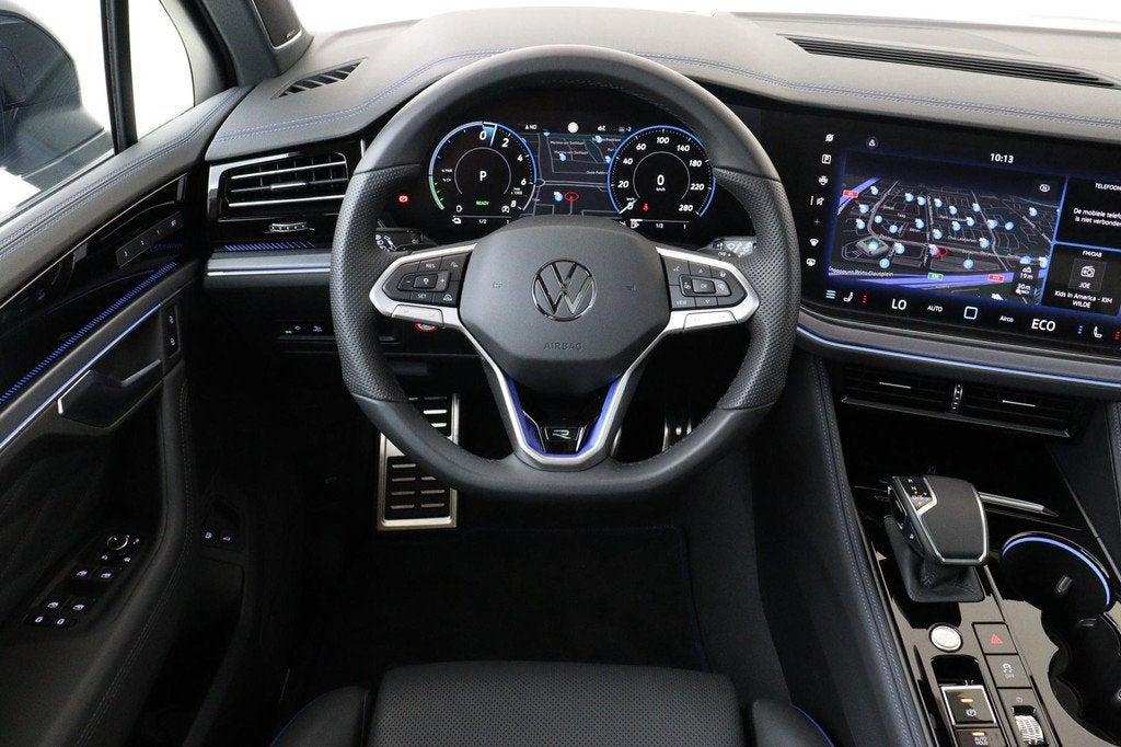 Volkswagen Touareg 3.0 TSI EHYBRID 4MOTION R PANO-DAK|HEAD U, Auto's, Volkswagen, Automaat, 12 maanden, Gebruikt, 2995 cc
