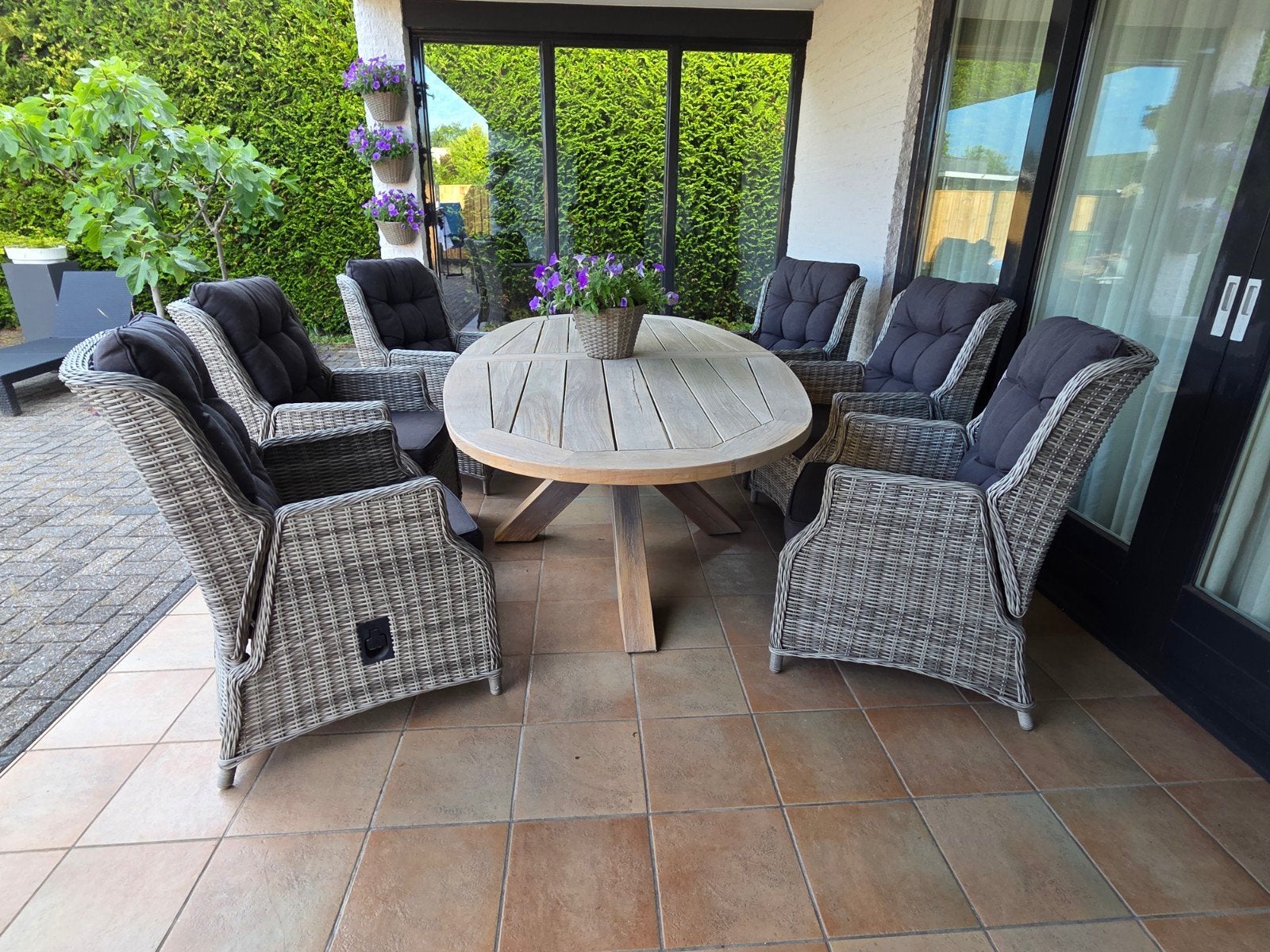 Luxe Tuinset met verstelbare tuinstoelen en hardhout tuintaf, Ophalen of Verzenden, Gebruikt