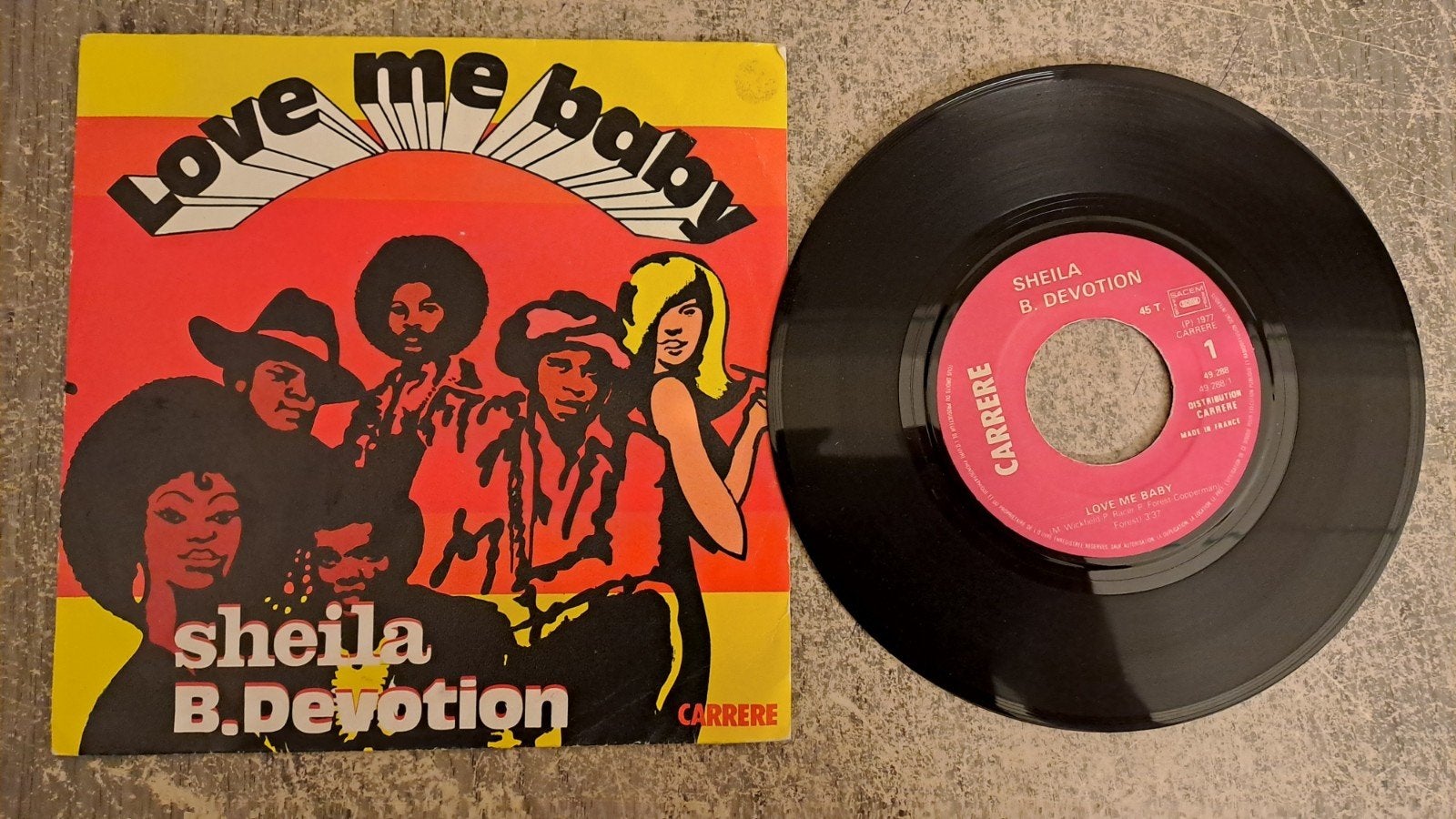 Sheila B devortion  - love me baby, Gebruikt, 7 inch, Pop, Fotohoes
