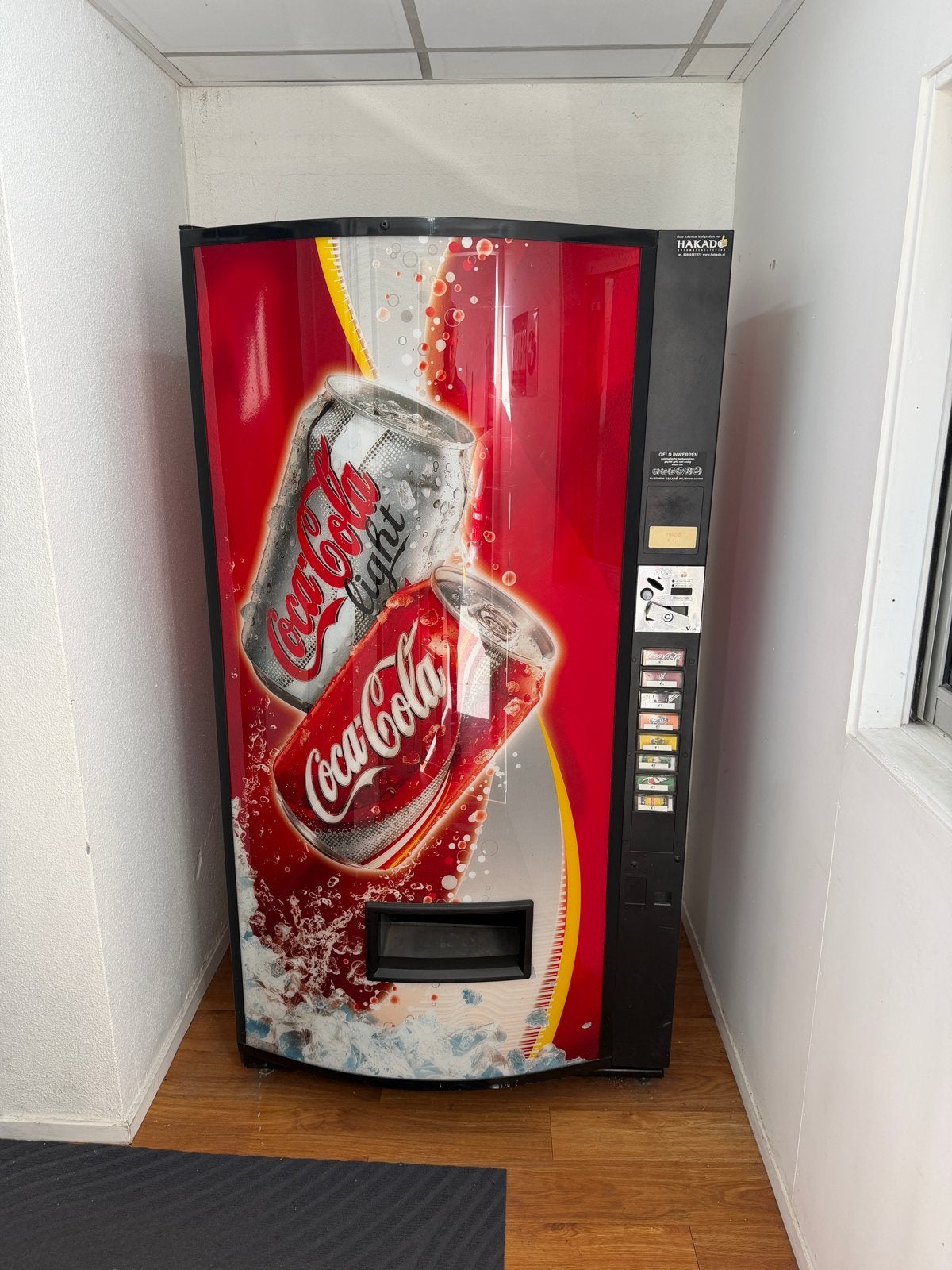 Coca Cola Automaat - Werkt op euro's, Verzamelen, Automaten | Overige, Ophalen, Gebruikt