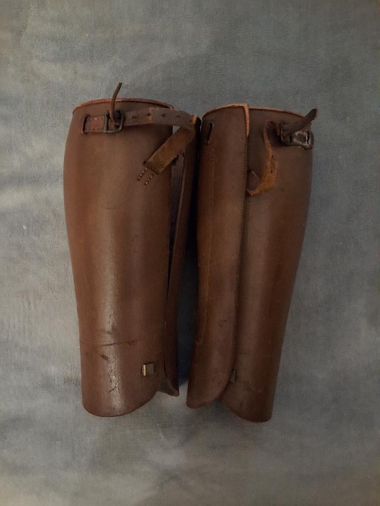 Beenkappen voor 1940, Ophalen of Verzenden, Landmacht, Nederland, Kleding of Schoenen