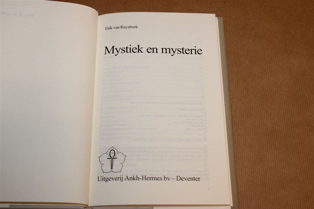 Mystiek en Mysterie — Persoonlijke Ervaring — Van Ruysbeek, Ophalen of Verzenden, Gelezen, Overige onderwerpen, Achtergrond en Informatie
