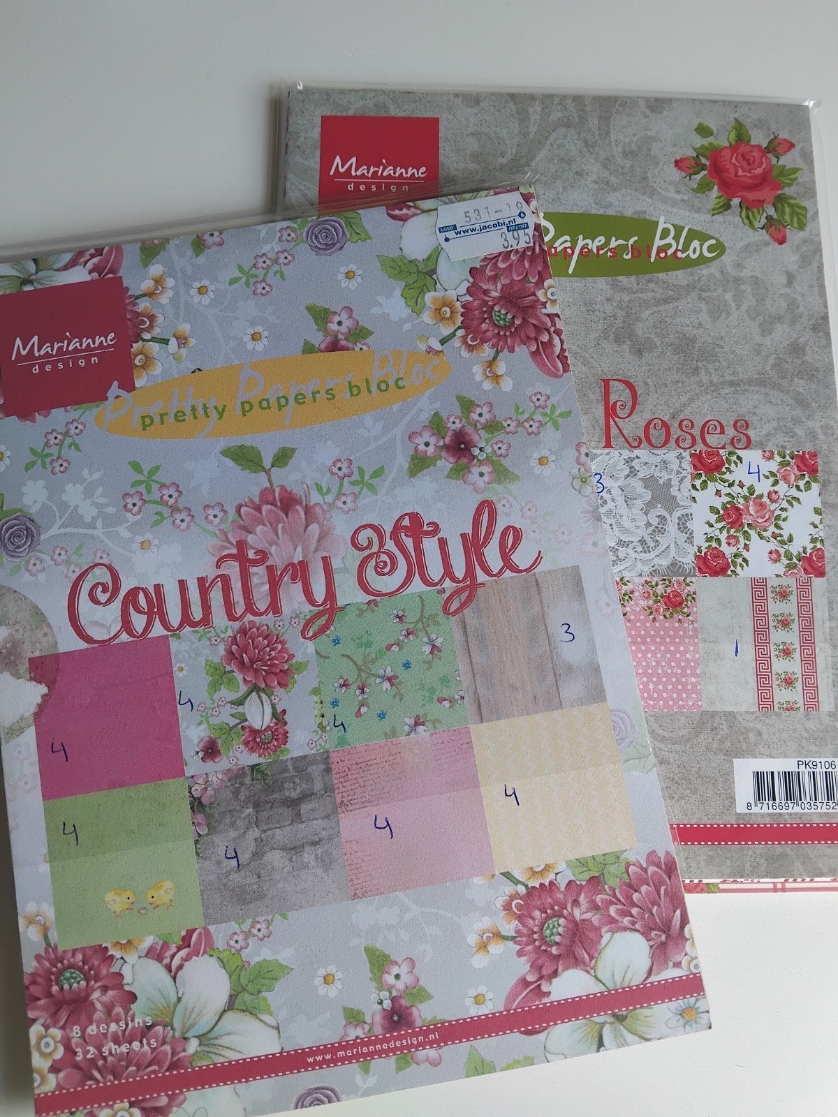 marianne design pretty papers bloc. 2x A5, Hobby en Vrije tijd, Ophalen of Verzenden, Zo goed als nieuw, Papier of Karton