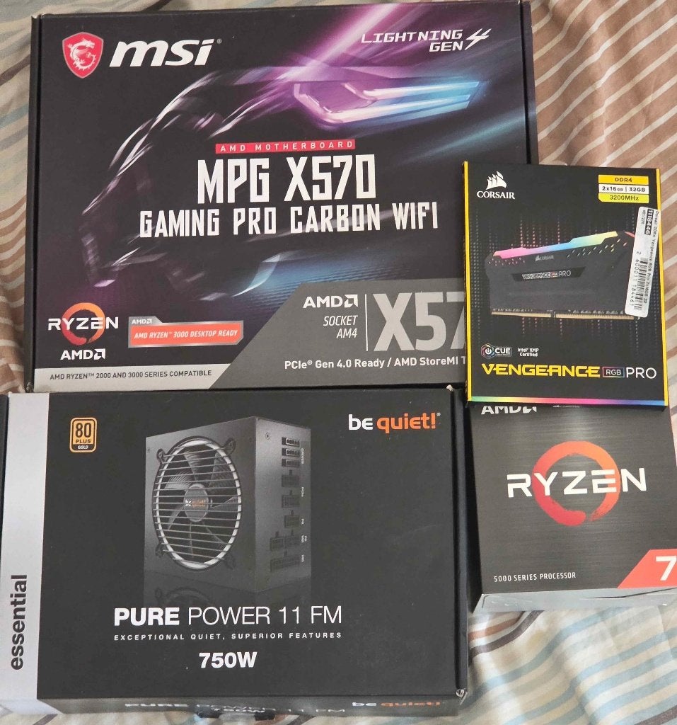 AM4 Kit (CPU, RAM, MOBO, PSU), Computers en Software, 8-core, Gebruikt, Ophalen of Verzenden, AMD Ryzen 7