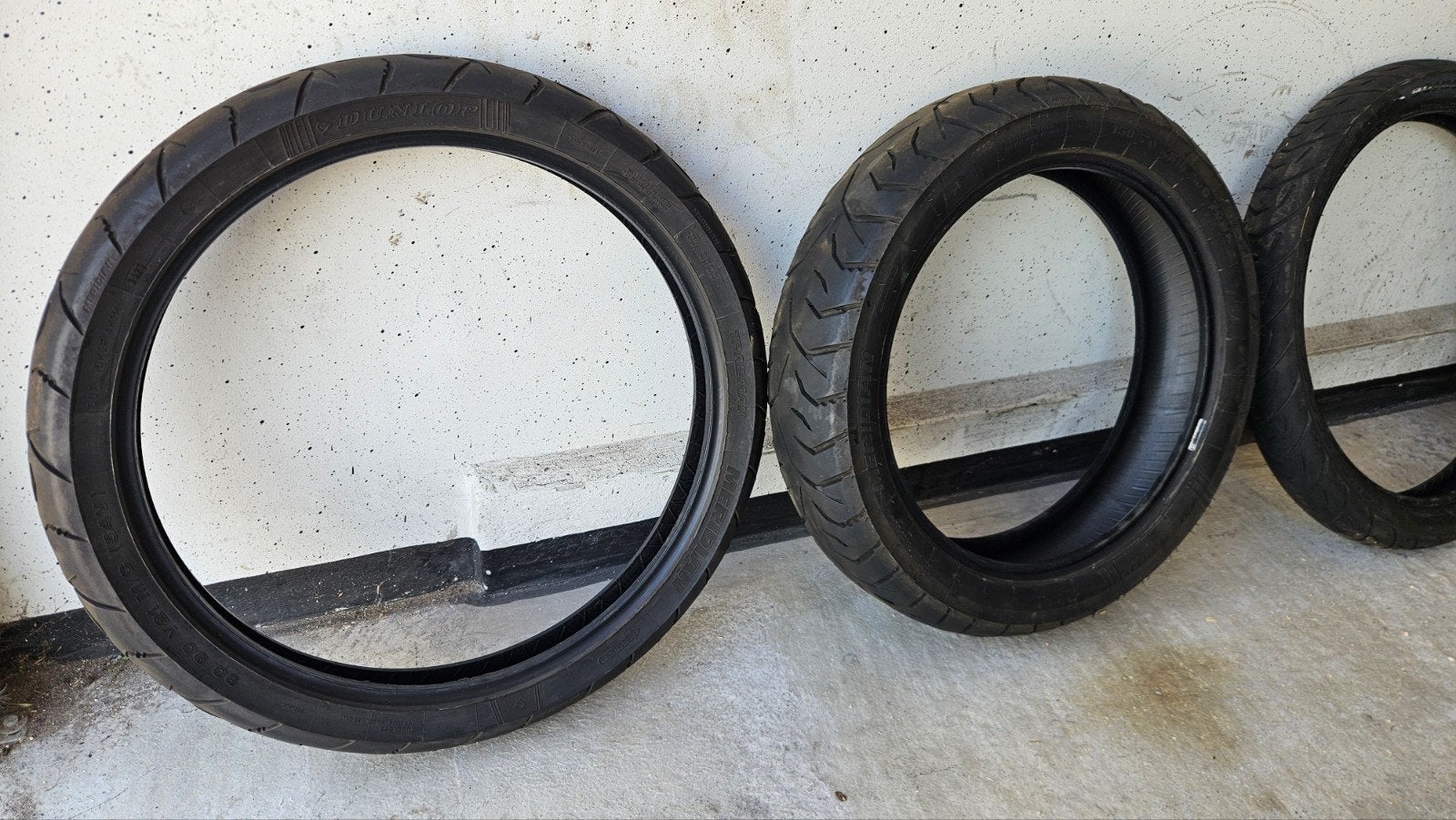 90/90-21 en 150/70-18 band Dunlop trailmax Metzeler Tourance, Ophalen, Gebruikt