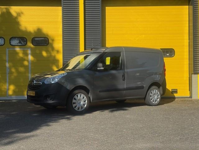 Opel Combo 1.4 Airco Carpas nieuwe riem BTW VRIJ, Voorwielaandrijving, Gebruikt, Euro 6, 14 km/l