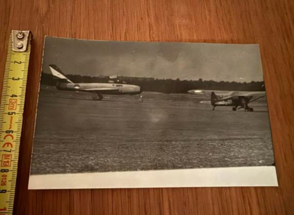 Kaart Repuplic F-84E & Piper L-21B Cub, Ophalen of Verzenden, Gebruikt, Kaart, Foto of Prent