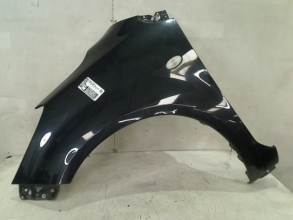 Spatbord Links Voor Opel Agila (B) (2010-04/2014-10), Gebruikt, Bahnhofsplatz, Rüsselsheim am Main 65423, , Duitsland, Opel, Opel Automobile GmbH