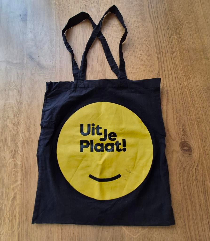 Zwarte stoffen tas "Uit je Plaat!" met smiley, Ophalen of Verzenden, Gebruikt, Zwart, Overige merken