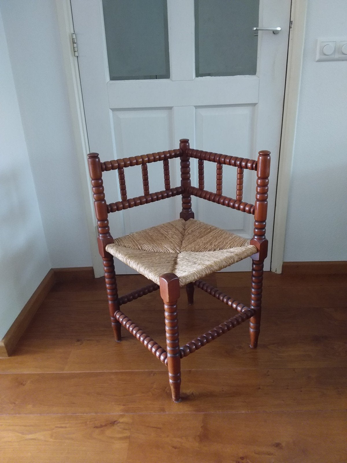 Driehoeksstoeltje, hoekstoel, vintage, in nette staat, Antiek en Kunst, Ophalen